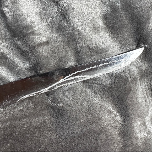 Old Sheffield Stag Horn Carving Set with Nickel Silver end caps. - Picture 7 of 10